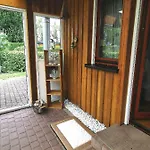 Apartment In Absoluter Seenähe Für 4 Personen