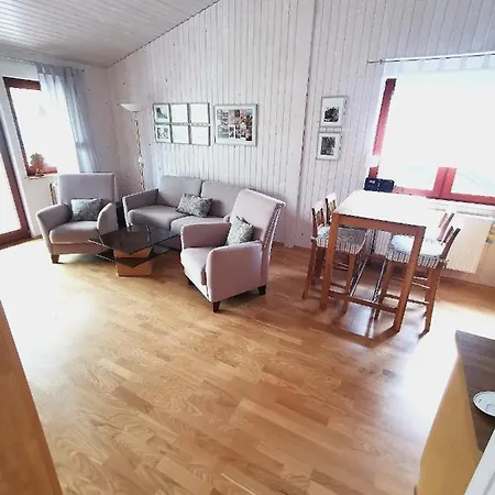In Absoluter Seenaehe Fuer 4 Personen Apartment