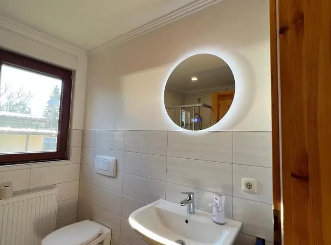 In Absoluter Seenaehe Fuer 4 Personen アーレンゼー